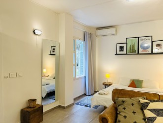 Design Studio in Mar Mkhayel, 24/7 power