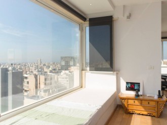 Loft With a View 24/7 Electricity