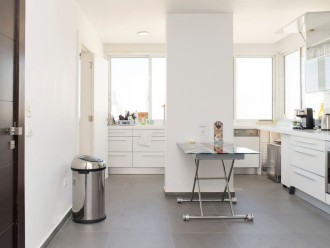 Loft With a View 24/7 Electricity