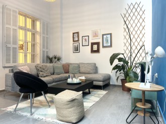 Skylight 1BR Apartment