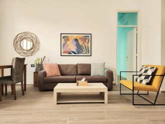 Spacious 2 Bedroom Apt